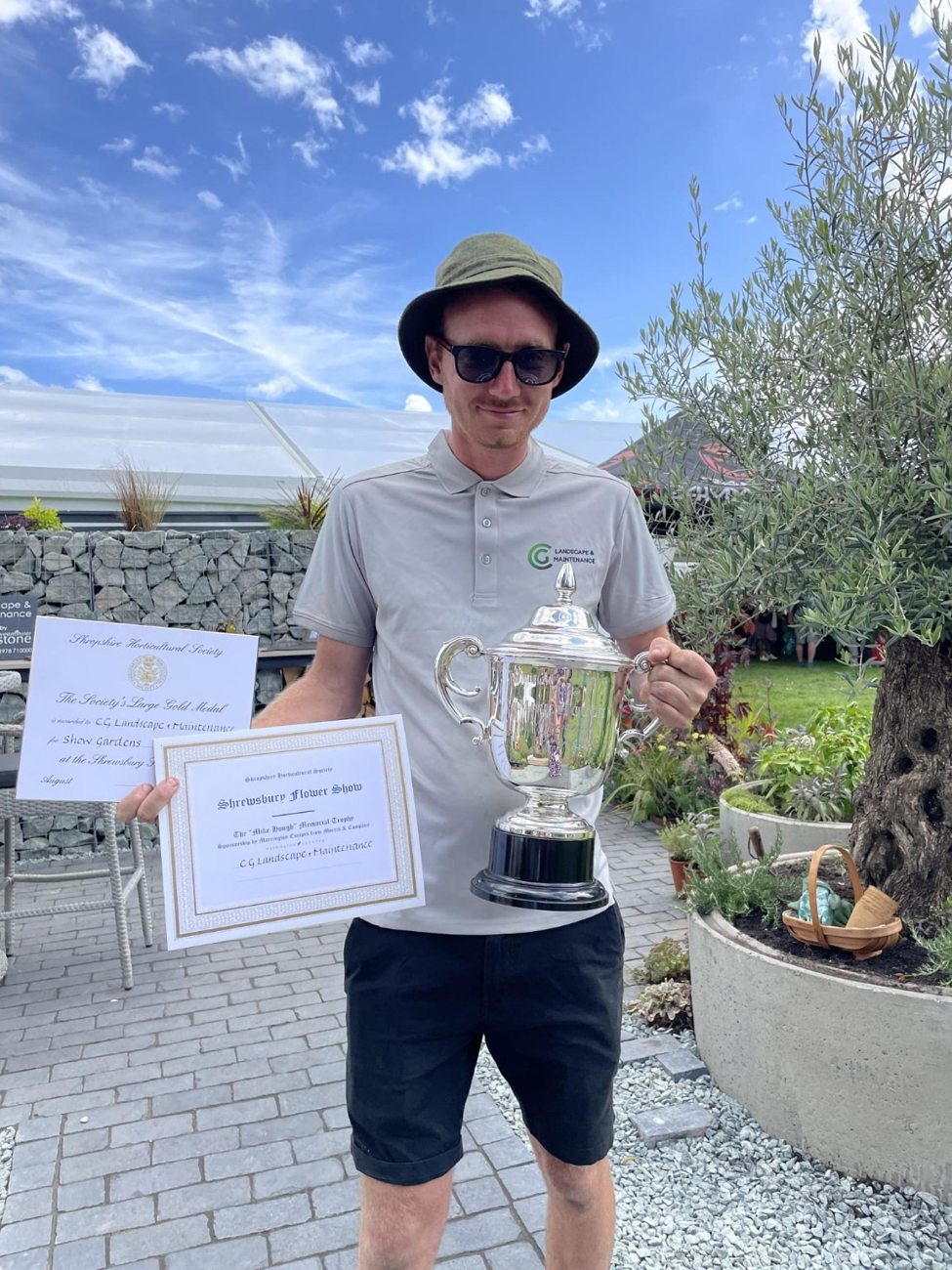 CG Landscape and Maintenance show garden award